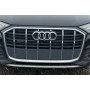 Решетка радиатора grille с эмблемой оригинал Audi Q7 4M 20–24 рестайл 4M0853651AF 4M0-853-651-AF купить на разборке в Киеве