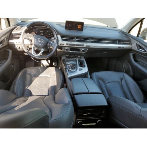 Торпедо передняя панель голая Audi Q7 4M 16–19 кожа под проекцию 4M1857001AC24A, 4M1857001A купить на разборке в Киеве