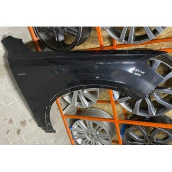 Крыло переднее правое Audi Q7 4M 16–24 оригинал голое 4M0821106D 4M0-821-106-D купить на разборке в Киеве