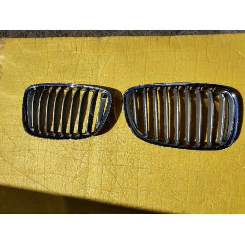Решетка радиатора капота, ноздря капота правая BMW X6, E71, 07-13, 51137185224, 51712150246, 51712150244