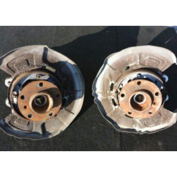 Кулак поворотный цапфа ступица зад лево BMW X5 F15 13-18 год 6770983 купить на разборке в Киеве в Одессе в Виннице отправляем в другие города