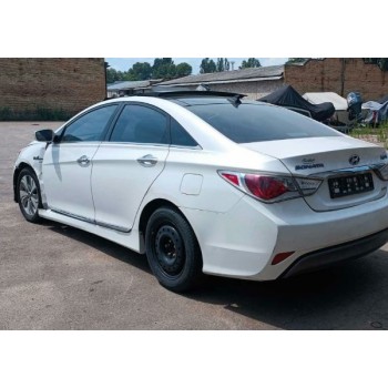 Четверть крыло задняя левая Hyundai Sonata 10-14 YF США 701004RA00 70100-4RA00 купить на разборке в Киеве в Одессе доставка в другие города