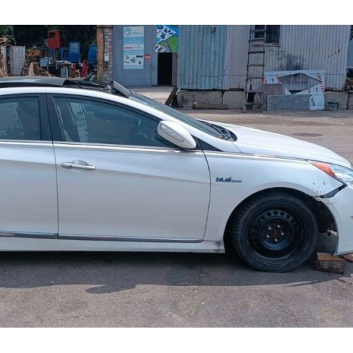 Четверть передняя правая с центральной стойкой Hyundai Sonata 10-14 YF США купить на разборке в Киеве в Одессе 645024R000, 64502-4R000 Четверть передняя правая с центральной стойкой Hyundai Sonata 10-14 YF США купить на разборке в Киеве в Одессе 645024R000, 64502-4R000