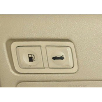 Кнопки открытия багажника и бензобака беж Hyundai Sonata 10-14 США 937003S000YDA 93700-3S000-YDA купить на разборке в Киеве в Виннице в Одессе доставка в другие города