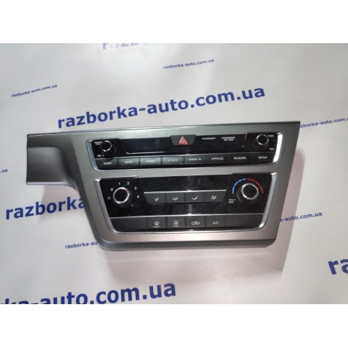 Панель кондиционера Hyundai Sonata 14-17 LF США, 97250-c2001GU