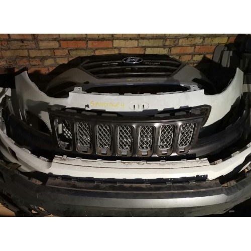Бампер передний комплектный, с решеткой радиатора Jeep Compass 11-16 USA 068109861AD, 68109861AD купить на разборке в Киеве в Одессе в Виннице отправляем в другие города