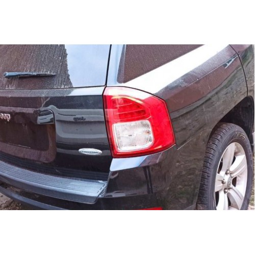 Задний фонарь в правое крыло дорест Jeep Compass 11-16 USA 05182542AB, 5182542AB купить на разборке в Киеве отправляем в другие города