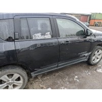 Молдинг дверь стекло центральный перед правый Jeep Compass 11-16 USA 05074714AB 5074714AB купить на разборке в Киеве в Виннице в Одессе отправляем в другие города