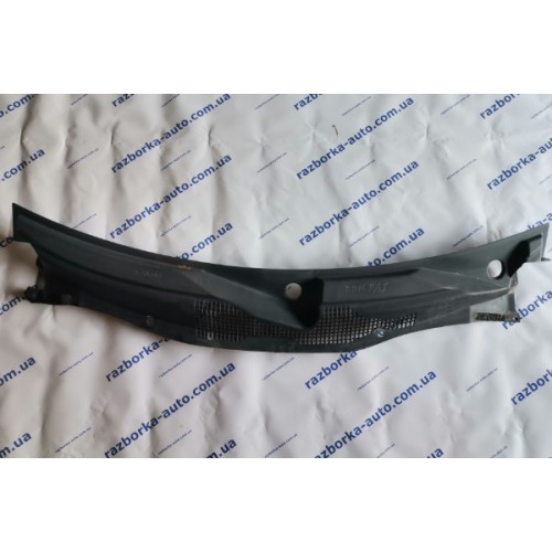 Накладка дворников жабо Jeep Compass 11-16 USA 05303964A, 05303964AE, 5303964A, 5303964AE купить на разборке в Киеве в Одессе в Виннице