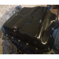 Поддон двигателя масляный 2.0 и 2.4 Jeep Compass 11-16 USA 04884665AE 4884665AE купить на разборке в Киеве в Одессе в Виннице отправляем в другие города