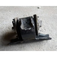 Подушка двигателя правая Jeep Patriot 11-17 USA 5105489AK 05105489AK купить на разборке в Киеве в Виннице в Одессе отправляем в другие города
