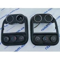 Накладка торпеды центральная климат воздуховоды Jeep Compass 11-16 голая 99631610638 купить на разборке в Киеве в Одессе в Виннице отправляем в другие города
