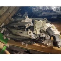 Механизм стеклоподъемника перед правый с мотором Jeep Compass 11-16 USA 068002896AA 68002896AA купить на разборке в Киеве в Одессе в Виннице отправка в другие города