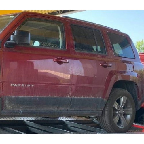 Дверь передняя левая цвет PRP есть разные цвета Jeep Patriot 11-17 USA купить на разборке в Киеве 68079391AA