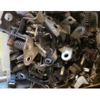 Петля двери нижняя перед левая Jeep Patriot USA 05115713AK 5115713AK купить на разборке в Киеве в Виннице в Одессе отправляем в другие города