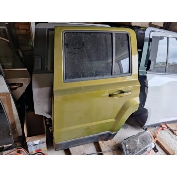 Молдинг дверь стекло центральный зад левый Jeep Patriot 11-17 USA 05067753AA 5067753AA купить на разборке в Киеве в Одессе в Виннице отправка в другие города Молдинг дверь стекло центральный зад левый Jeep Patriot 11-17 USA 05067753AA 5067753AA купить на разборке в Киеве в Одессе в Виннице отправка в другие города