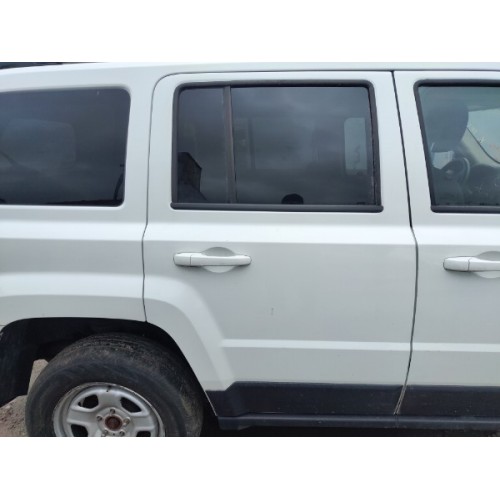 Дверь задняя правая белая голая Jeep Patriot 11-17 USA 68079388AD, 068079388AD купить на разборке в Киеве отправляем в другие города
