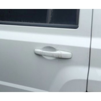 Ручка двери внешняя зад левая крашеная Jeep Patriot 11-17 USA 0XU80DX8AC XU80DX8AC купить на разборке в Киеве в Виннице в Одессе отправляем в другие города