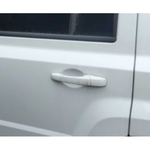 Ручка двери внешняя зад левая крашеная Jeep Patriot 11-17 USA купить на разборке в Киеве в Виннице в Одессе 0XU80DX8AC, XU80DX8AC