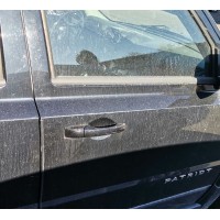 Ручка двери внешняя передняя правая крашеная Jeep Patriot 11-17 USA 0XU80DX8AG XU80DX8AG купить на разборке в Киеве в Виннице в Одессе отправляем в другие города