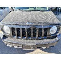 Решетка радиатора 2 части внутренняя + наружная Jeep Patriot 11-17 USA 68091526AA купить на разборке в Киеве в Виннице в Одессе отправляем в другие города
