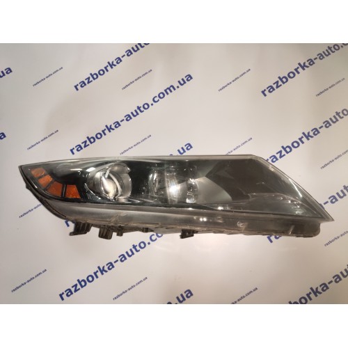 Фара передняя правая Kia Optima дорест 10-15 TF США, 92102-4C000
