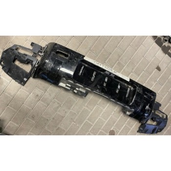 Бампер задний Land Rover Defender L663 голый оригинал 19- L8B217D781 L8B2-17D781 купить на разборке в Киеве