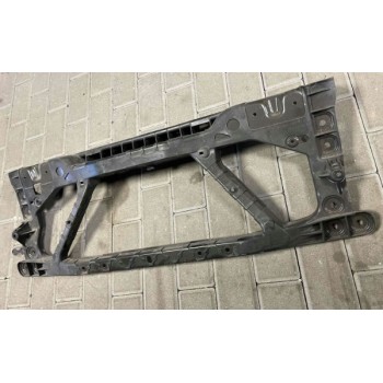 Передняя панель телевизор радиатора Land Rover Defender L663 оригинал 19- L8B216E144A L8B2-16E144-A купить на разборке в Киеве