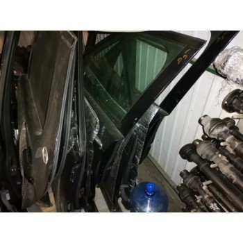 Дверь передняя левая голая Land Rover Discovery 5 L462 16- купить с разборки в Киеве в Ровно в Виннице в Черновцах в Одессе в Запорожье в Харькове в Днепре