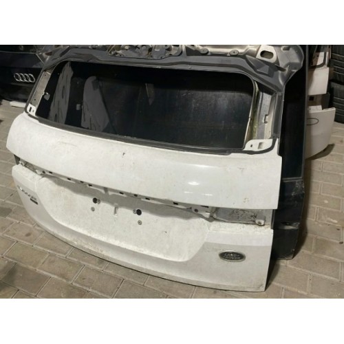 Крышка багажника ляда Range Rover Evoque L551 18 - голая K8D2-40010-AD купить на разборке в Киеве