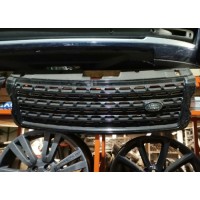 Решетка радиатора дорест Range Rover l405 12- LR046748 LR034247 купить на разборке в Одессе в Запорожье в Киеве в Харькове в Днепре в Ровно в Виннице в Черновцах