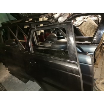 Дверь задняя правая голая Range Rover Sport L494 13- LR044228 купить с разборки в Одессе в Запорожье в Киеве в Ровно в Виннице в Черновцах в Харькове в Днепре