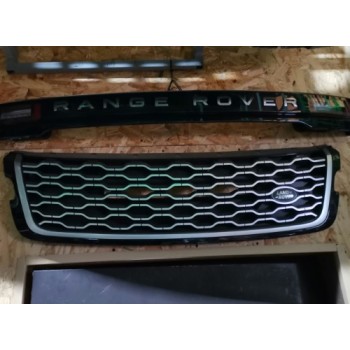 Решетка радиатора Range Rover Velar L560 17 - LR092628 купить на разборке в Одессе в Запорожье в Киеве в Харькове в Днепре в Ровно в Виннице в Черновцах