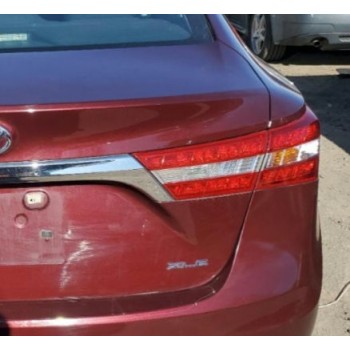 Фонарь внутренний крышка багажника правый Toyota Avalon 12-15 USA 8158007070 81580-07070 купить на разборке в Киеве в Одессе в Виннице отправляем в другие города