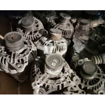Генератор 2.5 VW Jetta 10-14 USA оригинал бу 07K-903-023-C 8002289672 07K903023C купить на разборке в Киеве в Одессе в Виннице отправляем в другие города