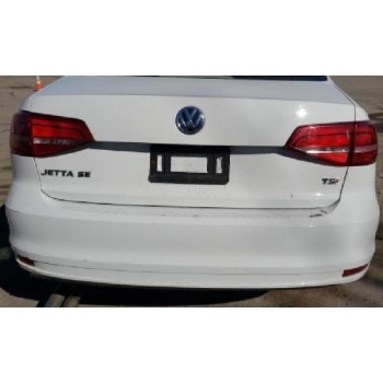Крышка багажника голая цвета разные VW Jetta 14-17 США 5C6827025D 5C6-827-025-D купить на разборке в Киеве в Одессе в Виннице отправляем в другие города