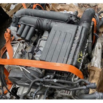 Двигатель голый VW Jetta 14-17 мотор 1.4T CZT-062-081 CZT062081 CZT 062 081 купить на разборке в Киеве в Одессе в Виннице отправляем в другие города