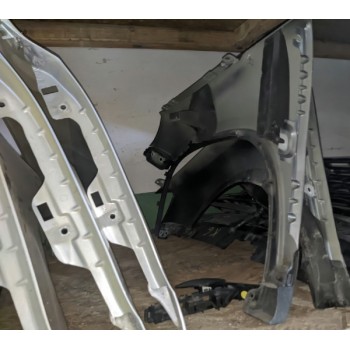 Крыло переднее правое голое цвета разные VW Jetta 14-17 США 3C8821022 3C8-821-022 5C6821106A 5C6-821-106-A купить на разборке в Киеве в Одессе в Виннице отправляем в другие города