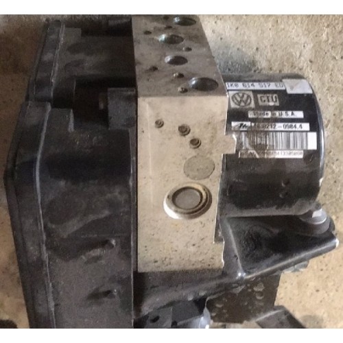 Блок ABS АБС VW Passat b7 USA 1K0614517ED, 1K0-614-517-ED купить на разборке в Киеве в Одессе в Виннице