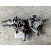 Корпус масляного фильтра 1.8T VW Passat b8 16-19 год с теплообменником 06K903143C 06K-903-143-C купить на разборке в Киеве в Одессе в Виннице отправляем в другие города