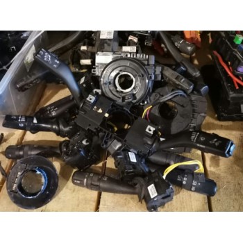 Переключатель подрулевой гитара VW Passat b7 повороты дворники 1K5953502L 1K5-953-502-L купить на разборке в Киеве в Одессе в Виннице отправляем в другие города