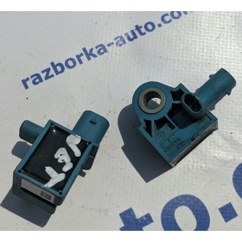 Датчик удара сенсор airbag задний левый VW Jetta 14-17 5K0959351A, 5WK44270, 5K0-959-351-A купить на разборке в Киеве в Одессе в Виннице Датчик удара сенсор airbag задний левый VW Jetta 14-17 5K0959351A, 5WK44270, 5K0-959-351-A купить на разборке в Киеве в Одессе в Виннице