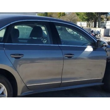 Дверь передняя правая серая LD7X голая VW Passat b8 16-19 NMS USA 561831056B 561-831-056-B купить на разборке в Киеве в Одессе в Виннице отправляем в другие города