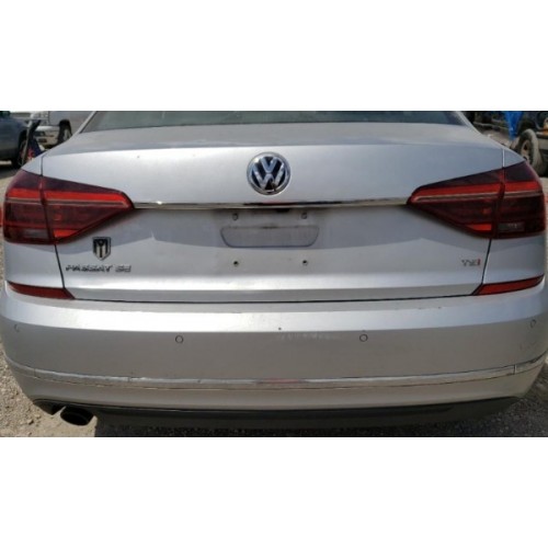 Крышка багажника серебро LA7W голая VW Passat b8 16-19 NMS USA 561827025J, 561-827-025-J купить на разборке в Киеве отправляем в другие города