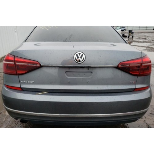 Крышка багажника серая LD7X голая VW Passat b8 16-19 NMS USA 561827025J, 561-827-025-J купить на разборке в Киеве отправляем в другие города