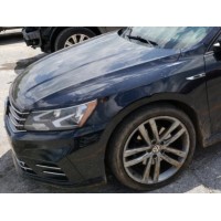 Крыло переднее левое черный LC9X голое VW Passat b8 16-19 NMS USA 561821021A 561-821-021-A купить на разборке в Киеве в Одессе в Виннице отправляем в другие города