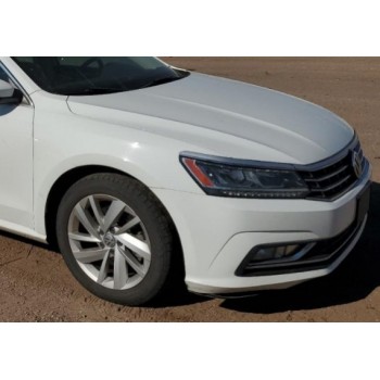 Крыло переднее правое белый LC9A голое VW Passat b8 16-19 NMS USA 561821022A 561-821-022-A купить на разборке в Киеве в Одессе в Виннице отправляем в другие города