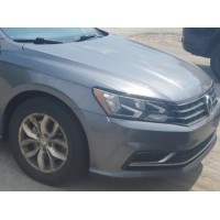 Крыло переднее правое серое LD7X голое VW Passat b8 16-19 NMS USA 561821022A 561-821-022-A купить на разборке в Киеве в Одессе в Виннице отправляем в другие города