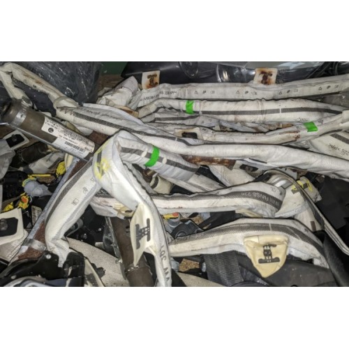 Подушка безопасности airbag потолка шторка левая VW Jetta MK6 14-17 США 5C6880741D, 5C6-880-741-D купить на разборке в Киеве