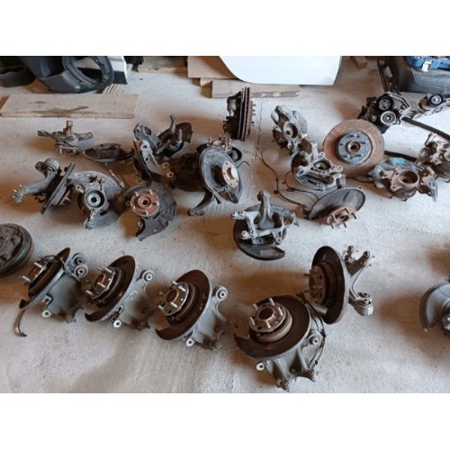 Ступица передняя левая VW Passat b8 USA 16-19 NMS 5K0498621, 5K0-498-621 купить на разборке в Киеве в Одессе в Виннице